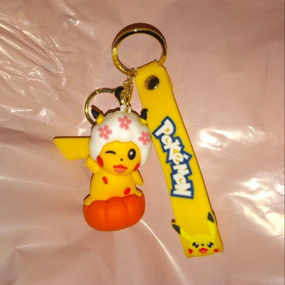 Pokémon Pikachu Keychain Accessory - Picture 1 of 3